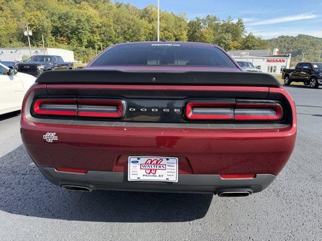 2019 Dodge Challenger SXT RWD