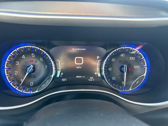 2025 Chrysler Pacifica Select FWD