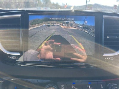 2025 Chrysler Pacifica Select FWD