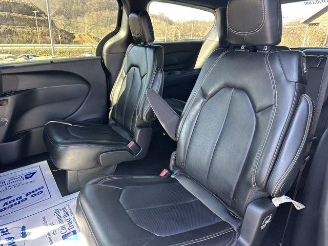 2025 Chrysler Pacifica Select FWD