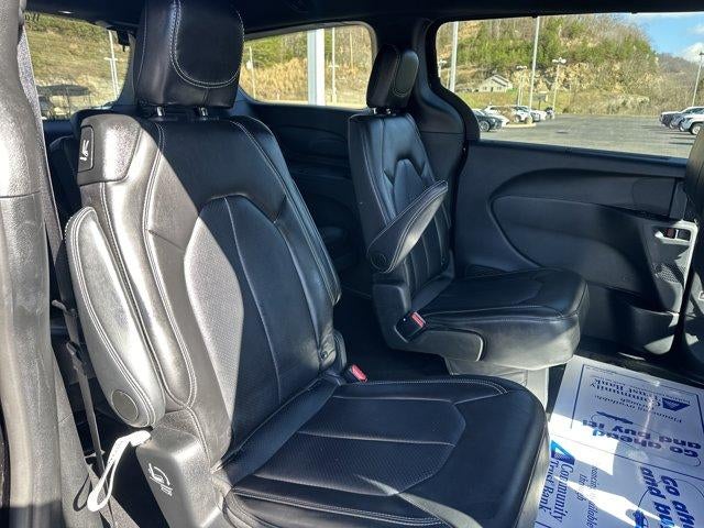 2025 Chrysler Pacifica Select FWD