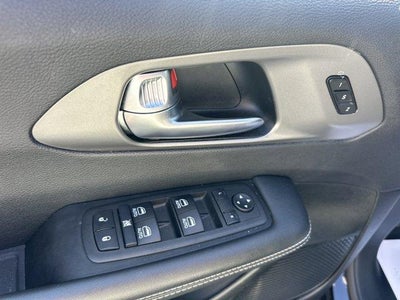 2025 Chrysler Pacifica Select FWD