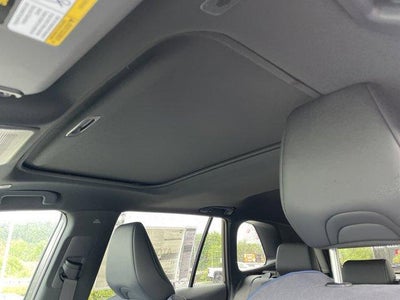 2026 Toyota RAV4 XSE AWD (Natl)