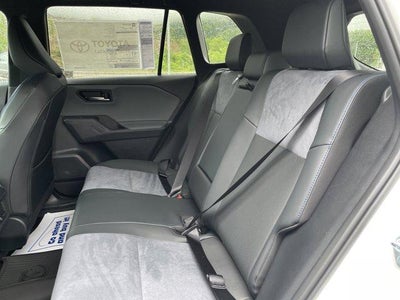 2026 Toyota RAV4 XSE AWD (Natl)