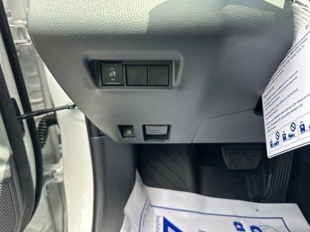 2026 Toyota RAV4 SE AWD (Natl)