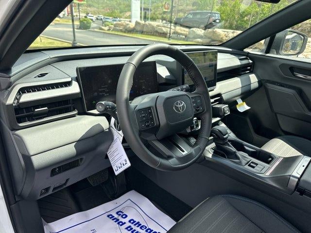 2026 Toyota RAV4 SE AWD (Natl)