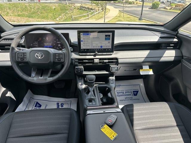 2026 Toyota RAV4 SE AWD (Natl)