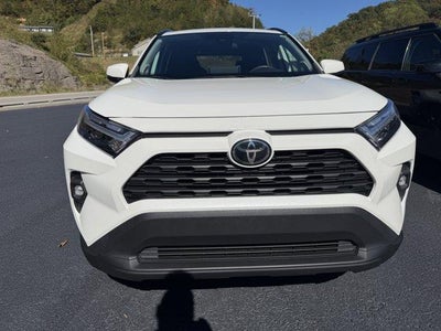 2022 Toyota RAV4 XLE Premium AWD (Natl)
