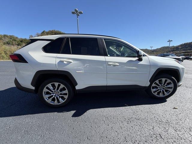 2022 Toyota RAV4 XLE Premium AWD (Natl)