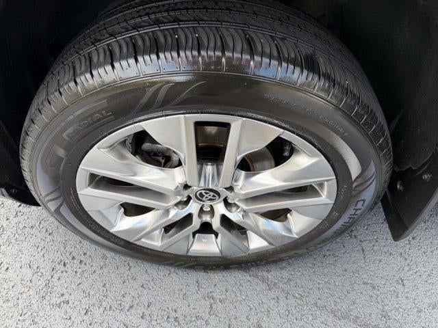 2021 Toyota RAV4 XLE Premium AWD (Natl)
