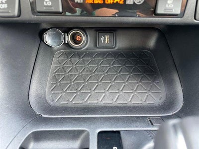 2024 Toyota RAV4 Hybrid XSE AWD (Natl)