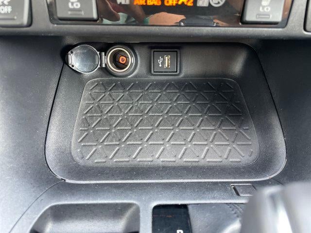 2024 Toyota RAV4 Hybrid XSE AWD (Natl)