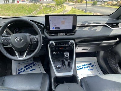 2024 Toyota RAV4 Hybrid XSE AWD (Natl)