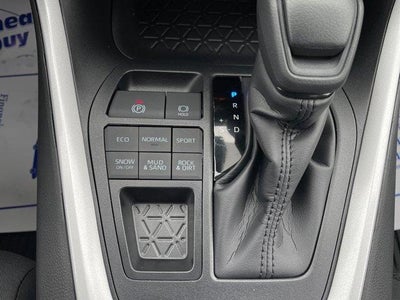 2025 Toyota RAV4 LE AWD (Natl)