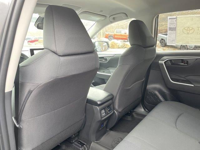 2025 Toyota RAV4 LE AWD (Natl)