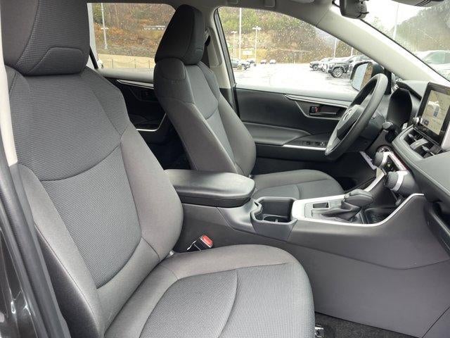 2025 Toyota RAV4 LE AWD (Natl)