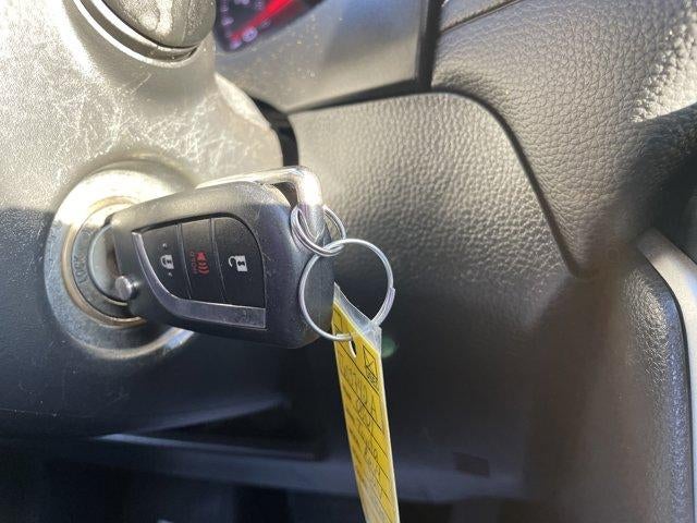 2021 Toyota RAV4 LE FWD (Natl)