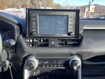 2021 Toyota RAV4 LE FWD (Natl)