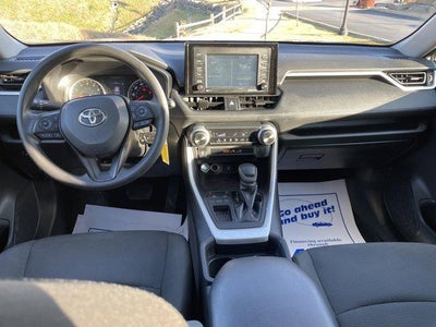 2021 Toyota RAV4 LE FWD (Natl)