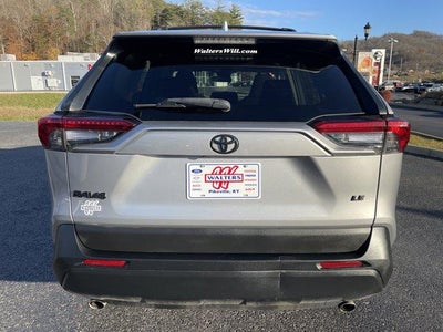 2021 Toyota RAV4 LE FWD (Natl)
