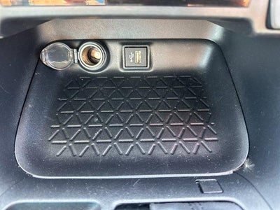 2025 Toyota RAV4 XLE AWD (Natl)