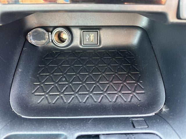 2025 Toyota RAV4 XLE AWD (Natl)