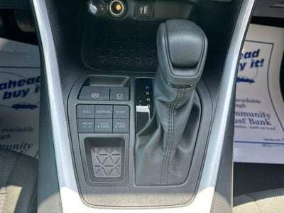 2025 Toyota RAV4 XLE AWD (Natl)