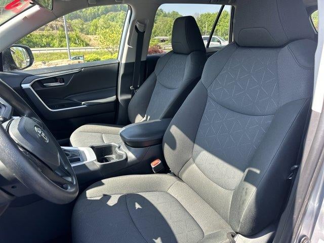 2025 Toyota RAV4 XLE AWD (Natl)