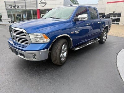 2016 RAM 1500 4WD Crew Cab 5.7 Ft Box Big Horn