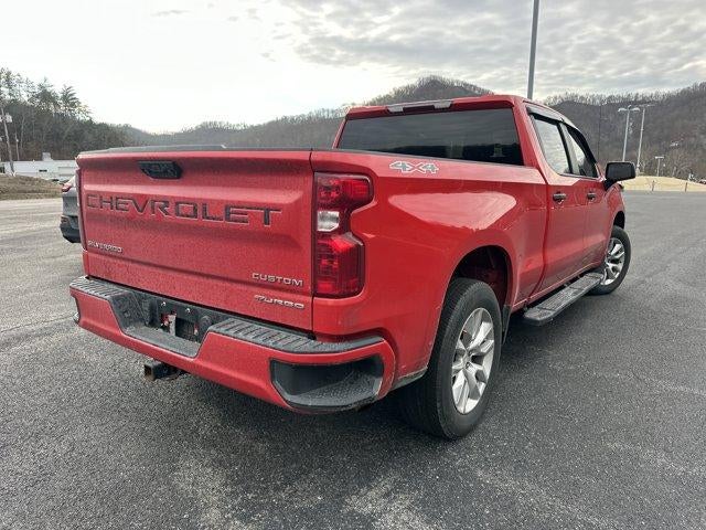 2022 Chevrolet Silverado 1500 Crew Cab Standard Box 4-Wheel Drive Custom