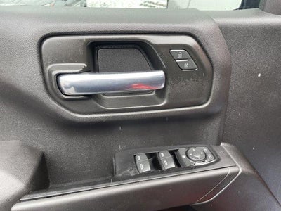 2022 Chevrolet Silverado 1500 Crew Cab Standard Box 4-Wheel Drive Custom