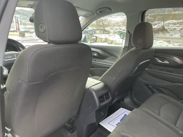 2024 GMC Terrain FWD 4dr SLE