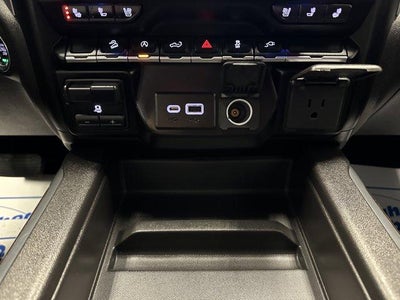 2021 GMC Sierra 1500 Crew Cab Short Box 4-Wheel Drive SLT