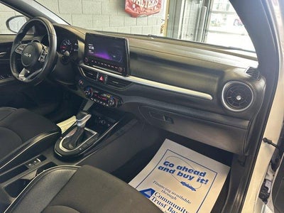 2023 Kia Forte GT-Line IVT