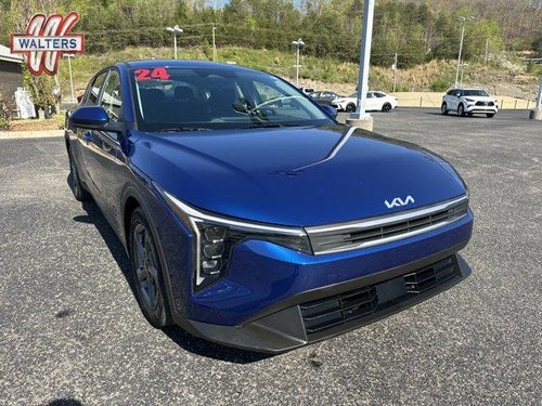 2025 Kia K4 LXS FWD