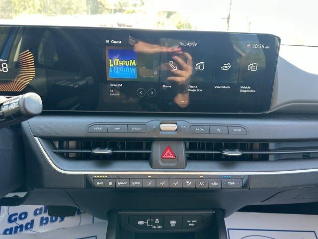 2025 Kia K4 LXS FWD