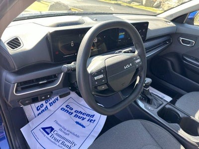 2025 Kia K4 LXS FWD