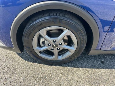 2025 Kia K4 LXS FWD