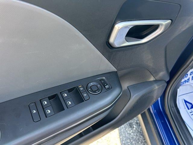 2025 Kia K4 LXS FWD