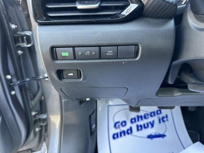 2024 Nissan Sentra SV CVT