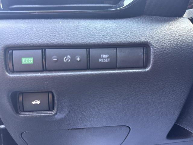 2025 Nissan Sentra SV CVT