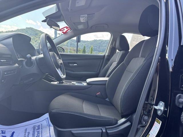 2025 Nissan Sentra SV CVT