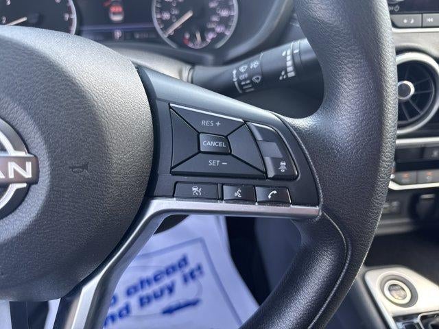 2025 Nissan Sentra SV CVT