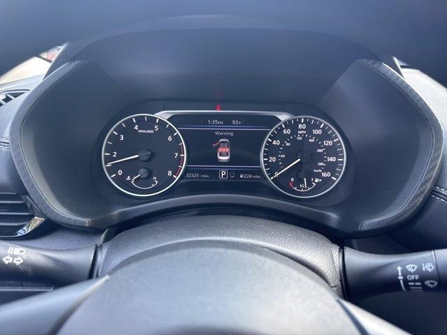 2025 Nissan Sentra SV CVT