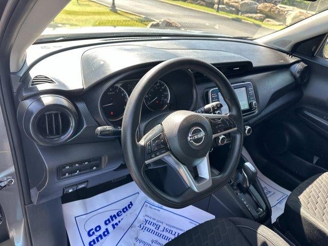 2022 Nissan Kicks S FWD