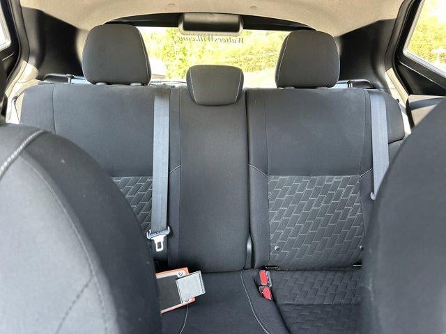 2022 Nissan Kicks S FWD