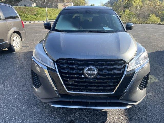 2022 Nissan Kicks S FWD