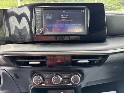 2025 Nissan Kicks S AWD