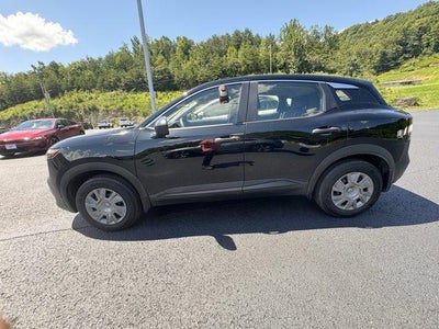 2025 Nissan Kicks S AWD