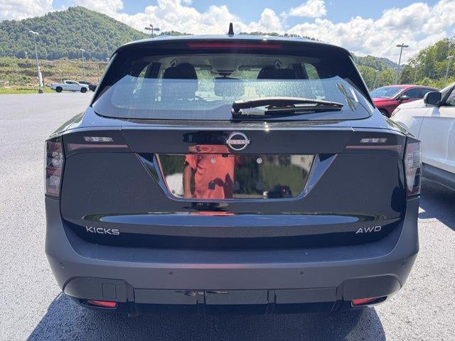 2025 Nissan Kicks S AWD